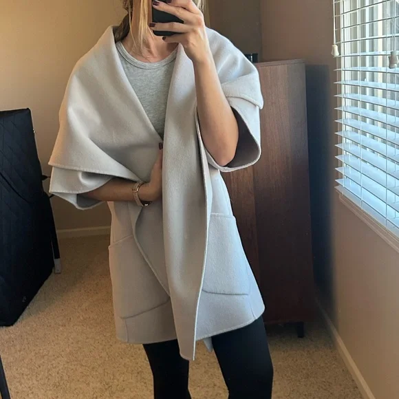 LAMARQUE Penelope Cape Jacket XS/S — RARE — Excellent Condition - Picture 2 of 11